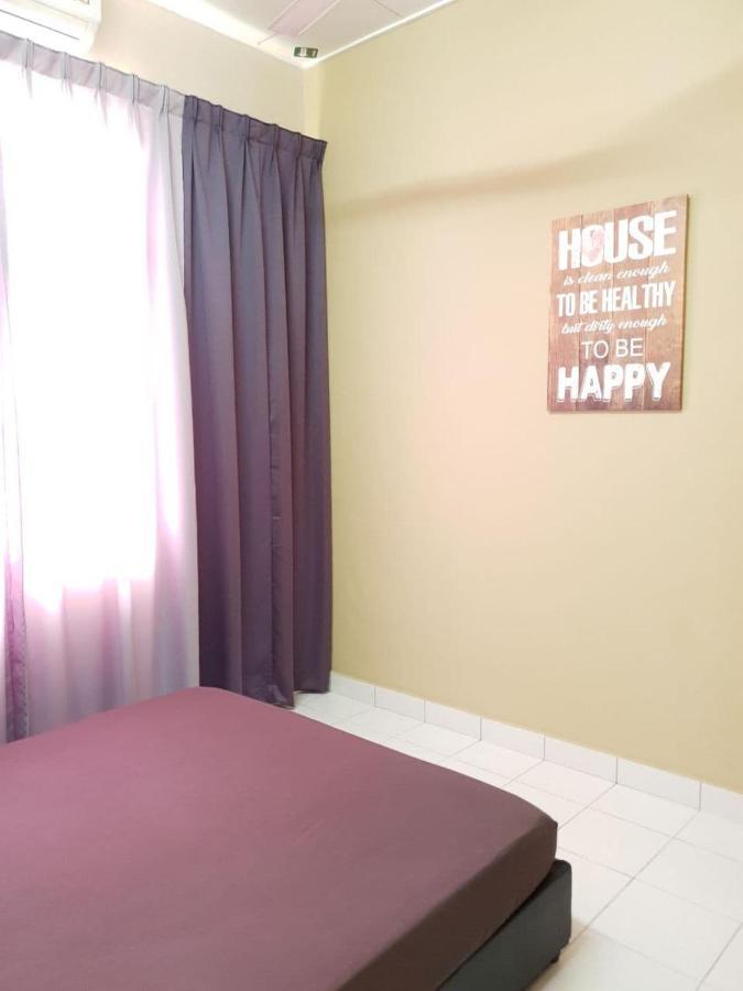 Lindanazri Homestay Mitc Melaka Exterior foto